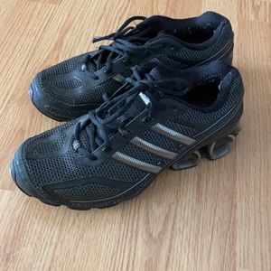 Black Adidas Bounce Runners. Men’s Size 8.5.